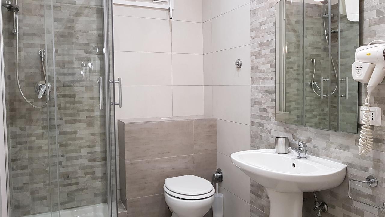 Piumith Guest House Roma Dış mekan fotoğraf