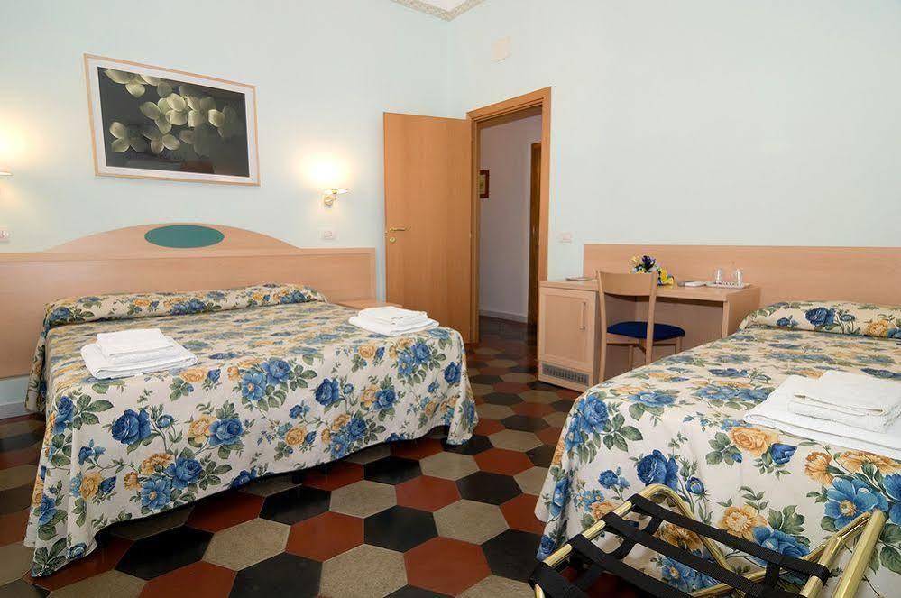 Piumith Guest House Roma Dış mekan fotoğraf